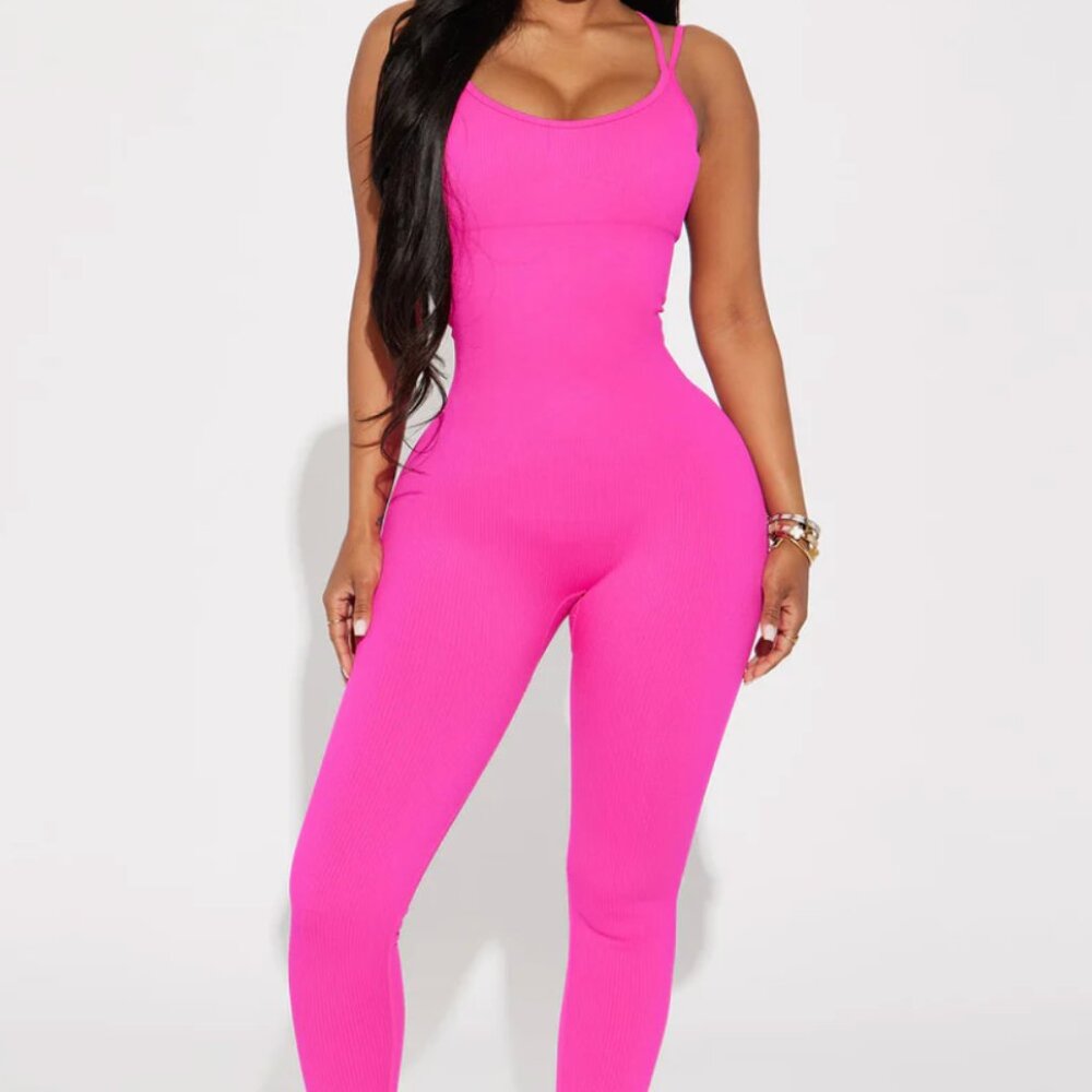 Effortless Joyce Ribbed Seamless Jumpsuit - Neon Pink